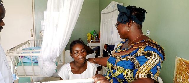MESP-KINSHASA : LE SECRÉTAIRE EXÉCUTIF NATIONAL REND VISITE AUX MALADES