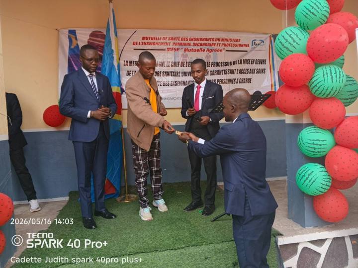 Photo 2 — Sankuru : la MESP lance officiellement l’accès aux soins médicaux des enseignant
